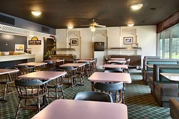 Econo Lodge Эшборо Экстерьер фото